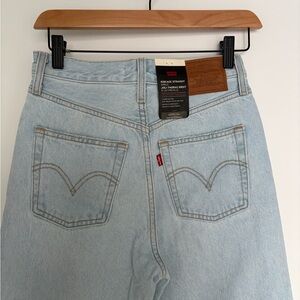 Levi's Sky Blue Ribcage Straight-Leg Jeans